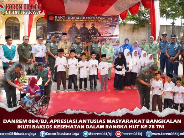 Masyarakat Bangkalan Antusias Ikuti Bhakti Sosial Kesehatan Dalam Rangka HUT Ke-78 TNI